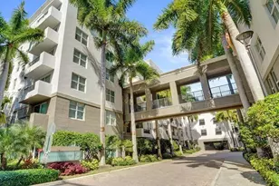 2421 NE 65th St, Fort Lauderdale, FL 33308 - Photo 2
