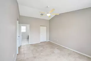 1365 NW 154th Ln, Pembroke Pines, FL 33028 - Photo 16
