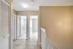 1365 NW 154th Ln, Pembroke Pines, FL 33028 - Photo 14