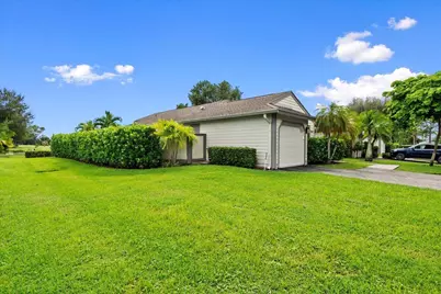 2542 Bedford Mews Drive, Wellington, FL 33414 - Photo 22