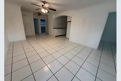 421 NE 11th Street #5, Fort Lauderdale, FL 33304 - Photo 1