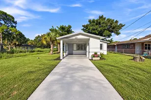809 N 22nd St, Fort Pierce, FL 34950 - Photo 2
