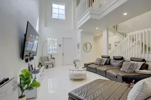 131 S E 7th Way, Pompano Beach, FL 33060 - Photo 6
