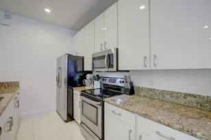 131 S E 7th Way, Pompano Beach, FL 33060 - Photo 16
