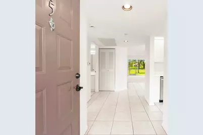 1651 SW 127th Avenue SW #105A, Pembroke Pines, FL 33027 - Photo 2