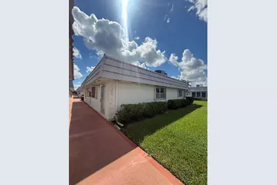 34 Valencia B, Delray Beach, FL 33446 - Photo 1