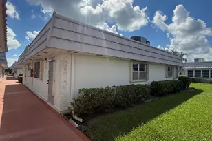 34 Valencia B, Delray Beach, FL 33446 - Photo 1
