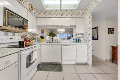 14460 Strathmore Lane #704, Delray Beach, FL 33446 - Photo 4