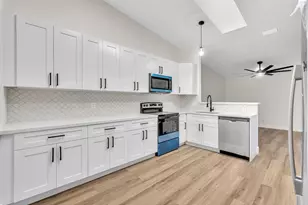 6014 NW 78th Way, Tamarac, FL 33321 - Photo 2