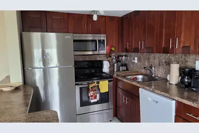300 Oregon Street #409, Hollywood, FL 33019 - Photo 10