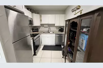 1037 Ashby D, Deerfield Beach, FL 33442 - Photo 4