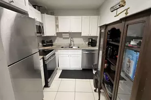 1037 Ashby D, Deerfield Beach, FL 33442 - Photo 4