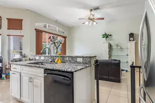 1150 SW 189th Ave, Pembroke Pines, FL 33029 - Photo 20