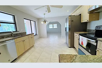 309 SE 4th Street, Dania Beach, FL 33004 - Photo 12