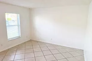 58 Ann Lee Ln, Tamarac, FL 33319 - Photo 8
