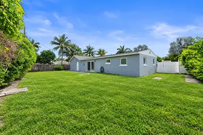 2071 W Carol Circle, West Palm Beach, FL 33415 - Photo 28