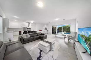 10081 NW 75th Terrace, Doral, FL 33178 - Photo 8