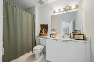 234 NE 3rd St, Miami, FL 33132 - Photo 10