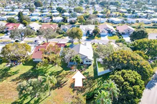 8901 Boatswain Dr, Boynton Beach, FL 33436 - Photo 6