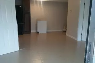 706 Executive Center Dr, West Palm Beach, FL 33401 - Photo 8