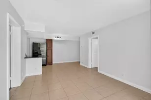 706 Executive Center Dr, West Palm Beach, FL 33401 - Photo 8