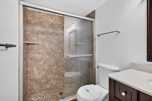 706 Executive Center Dr, West Palm Beach, FL 33401 - Photo 14