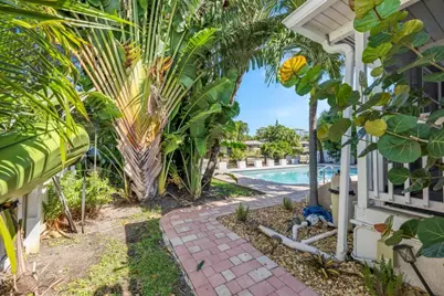 1771 NE 35th Street, Oakland Park, FL 33334 - Photo 20