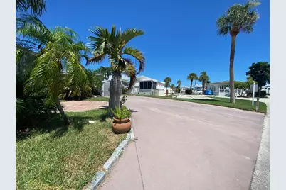 108 Nettles Boulevard, Jensen Beach, FL 34957 - Photo 2