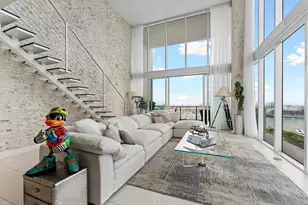 1040 Biscayne Blvd, Miami, FL 33132 - Photo 1