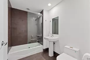 1040 Biscayne Blvd, Miami, FL 33132 - Photo 22