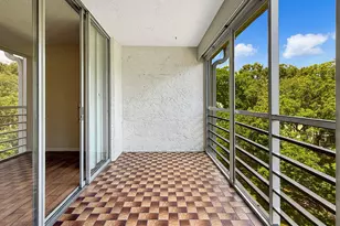 3070 NW 48th Terrace, Lauderdale Lakes, FL 33313 - Photo 10