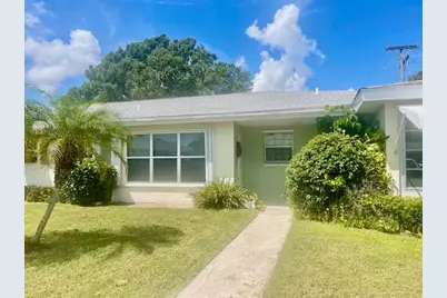 113 Lakes End Drive #Apt c, Fort Pierce, FL 34982 - Photo 1