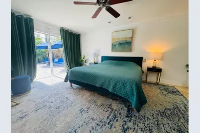 1728 NE 40th Street, Oakland Park, FL 33334 - Photo 18