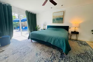 1728 NE 40th St, Oakland Park, FL 33334 - Photo 18