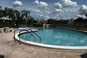 7320 Lake Cir Dr, Margate, FL 33063 - Photo 18