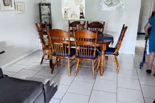 7320 Lake Cir Dr, Margate, FL 33063 - Photo 4