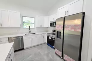 702 NW 39th Cir, Okeechobee, FL 34972 - Photo 18