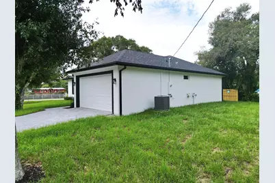 702 NW 39th Circle, Okeechobee, FL 34972 - Photo 4