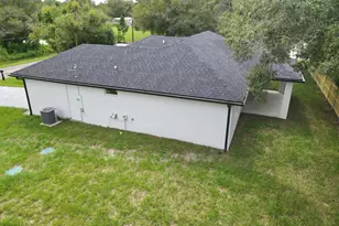 702 NW 39th Cir, Okeechobee, FL 34972 - Photo 6