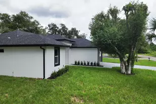 702 NW 39th Cir, Okeechobee, FL 34972 - Photo 10