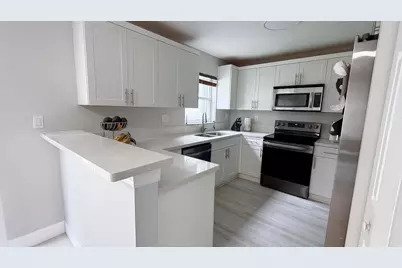 2281 NW 171st Terrace #2281, Pembroke Pines, FL 33028 - Photo 6