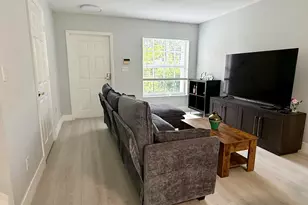2281 NW 171st Terrace, Pembroke Pines, FL 33028 - Photo 2