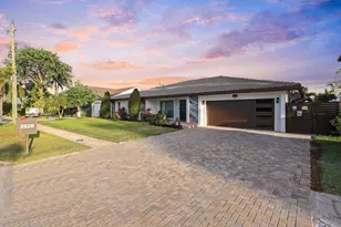 2820 NE 47th St, Lighthouse Point, FL 33064 - Photo 2