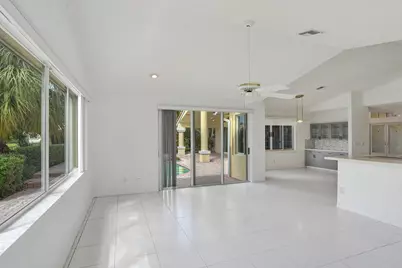 11340 Lakeshore Drive, Cooper City, FL 33026 - Photo 24