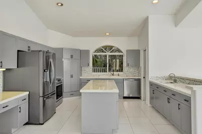 11340 Lakeshore Drive, Cooper City, FL 33026 - Photo 16