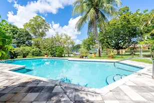 5104 White Oak Ln E, Tamarac, FL 33319 - Photo 52