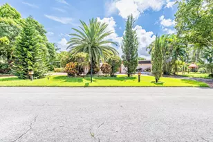 5104 White Oak Ln E, Tamarac, FL 33319 - Photo 50