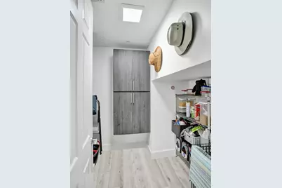 2633 NE 14th Avenue #103, Wilton Manors, FL 33334 - Photo 14