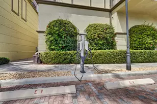 2633 NE 14th Ave, Wilton Manors, FL 33334 - Photo 50