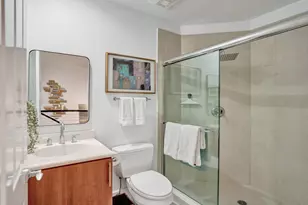 2633 NE 14th Ave, Wilton Manors, FL 33334 - Photo 40